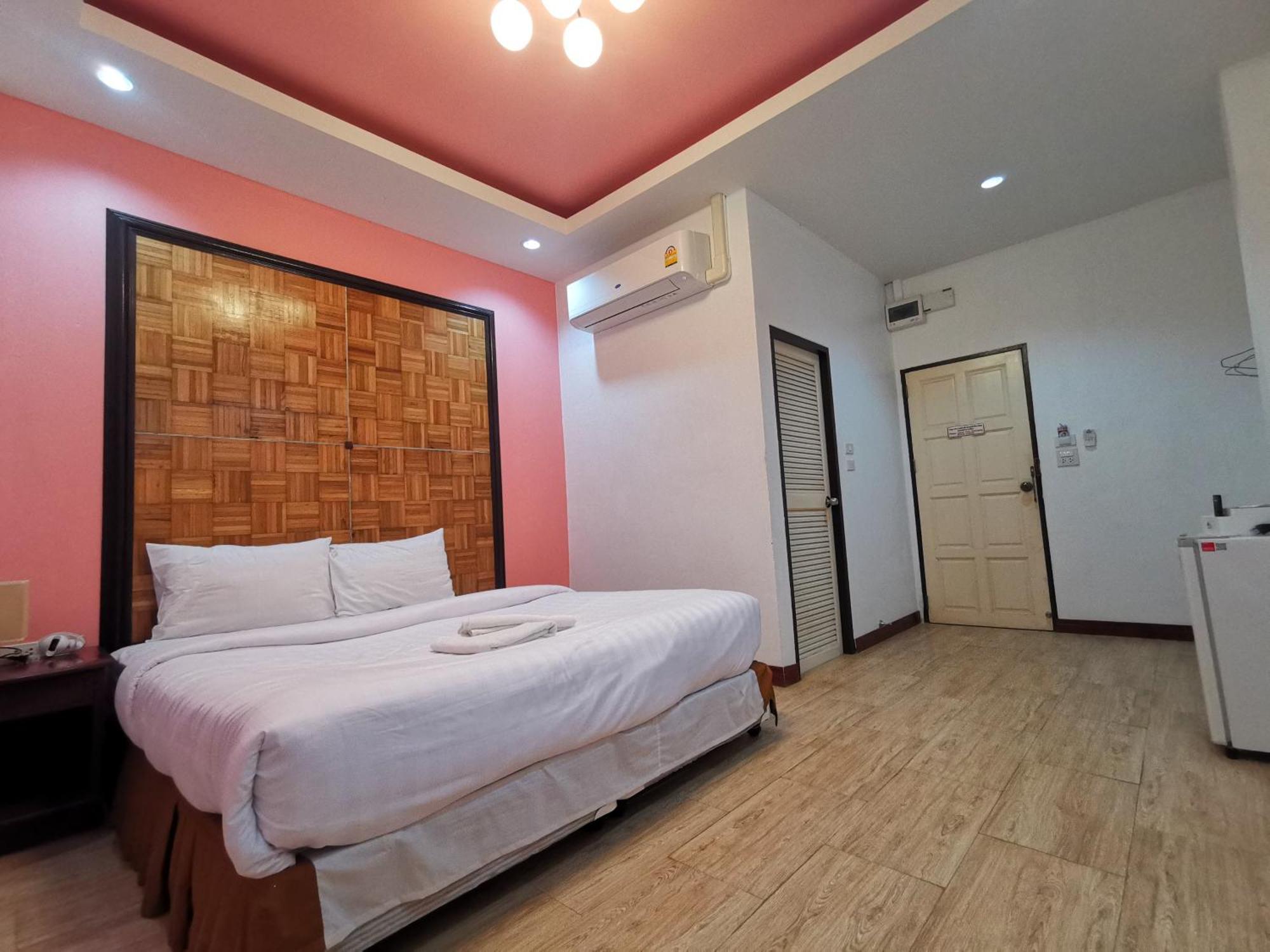 Kan Home Hotel Kanchanaburi City Exterior photo