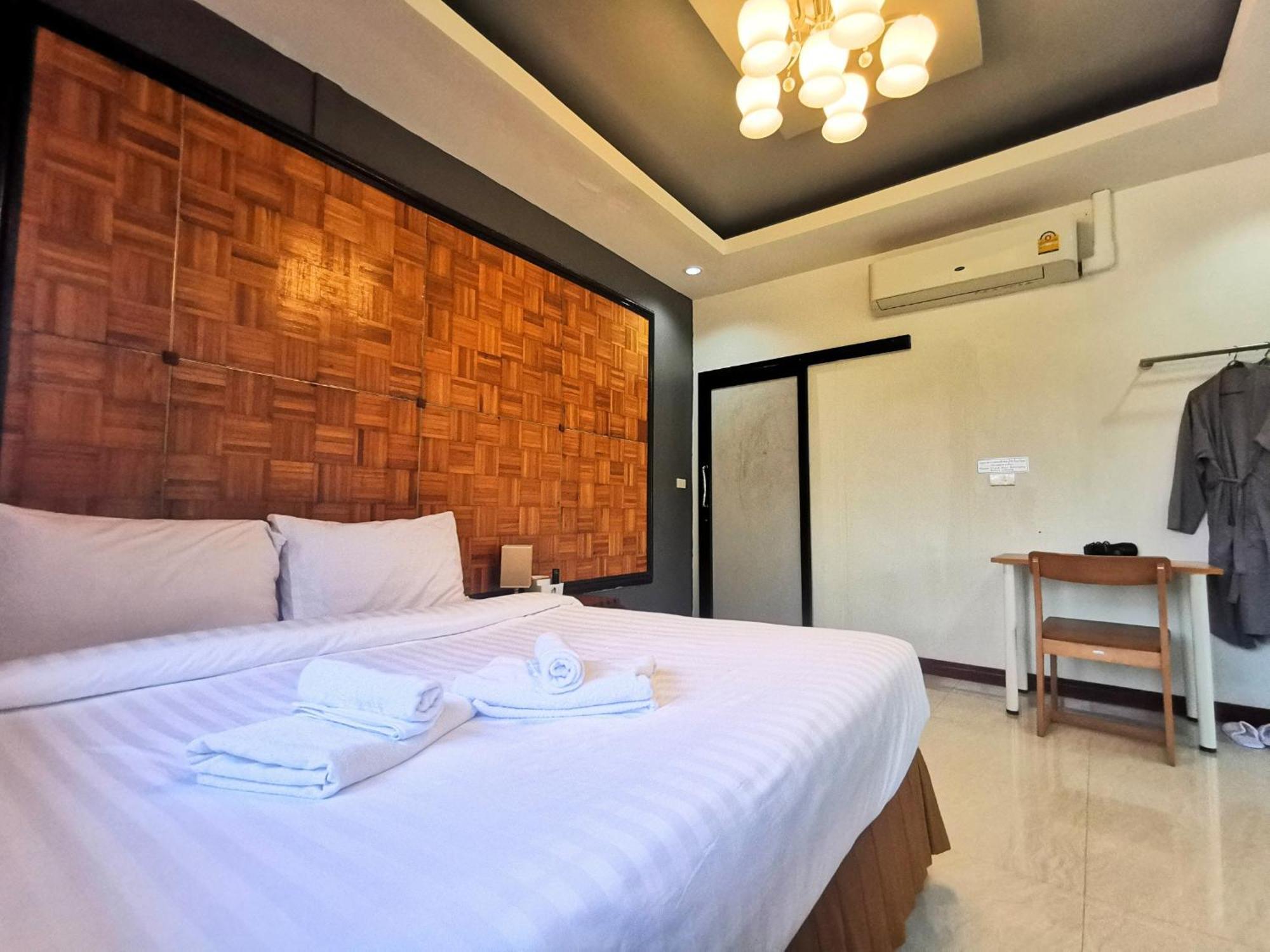 Kan Home Hotel Kanchanaburi City Exterior photo